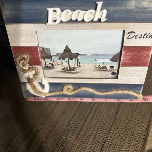 Destin Beach frame, holds a 4x6 photo, NWT, never used, pet/smoke free home - Picture 2 of 6
